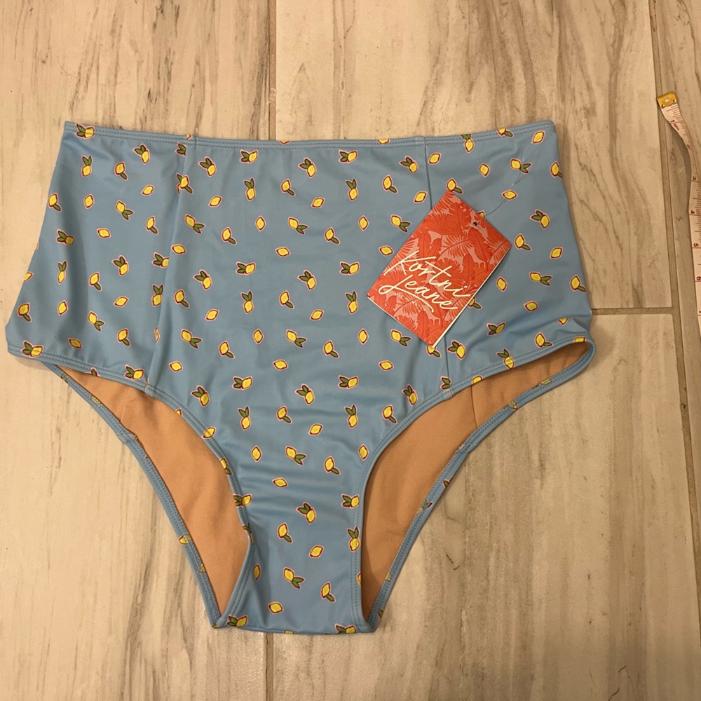 Kortni Jeane High-Waisted Swim Bottoms with Lemon Print